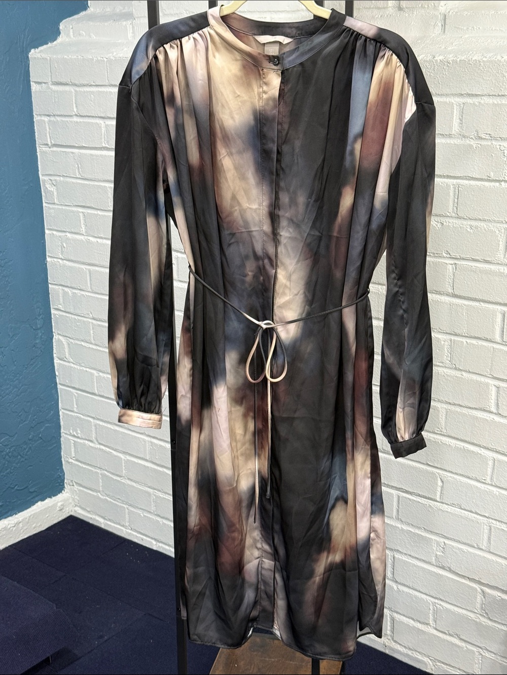H&M Long Sleeve Button-Front Dress in Black, Taupe & Cream Tie-Dye - Oversized